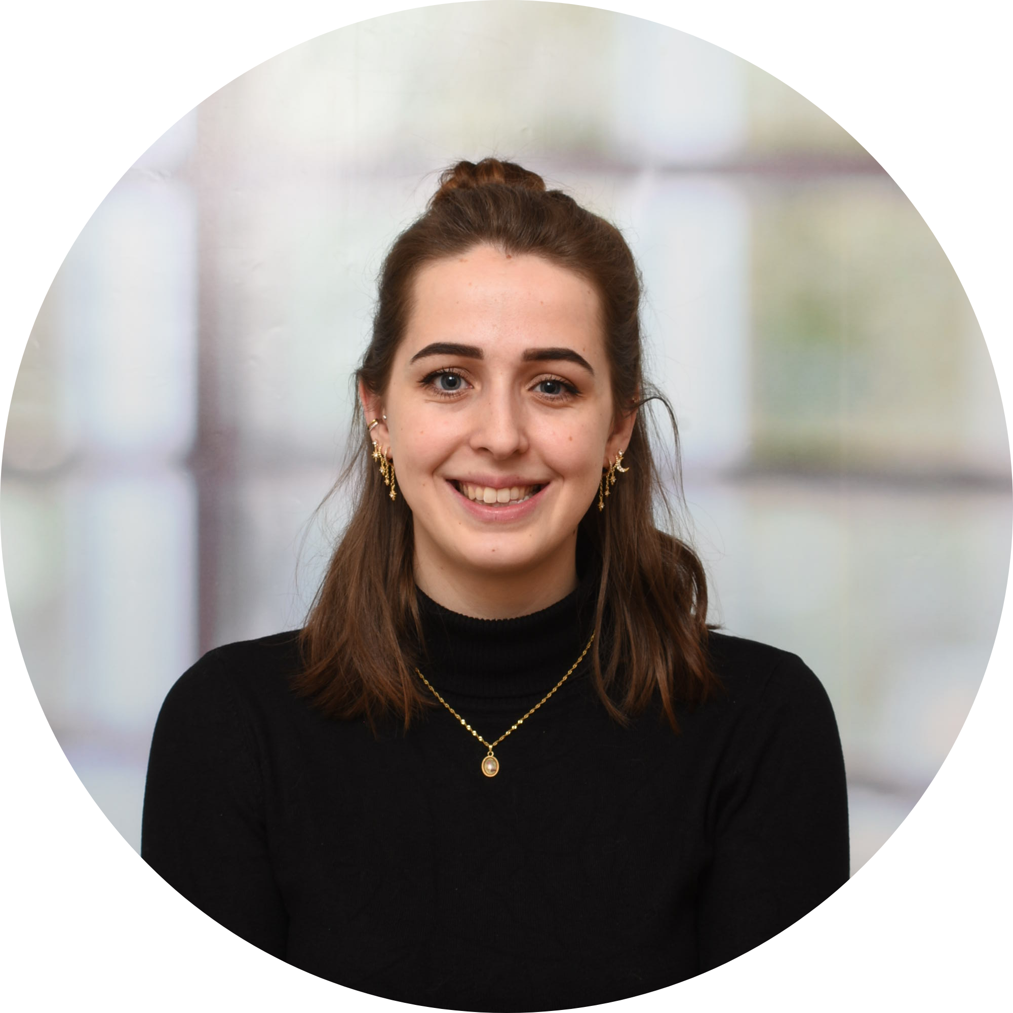 Go to the profile of Demi Blüm