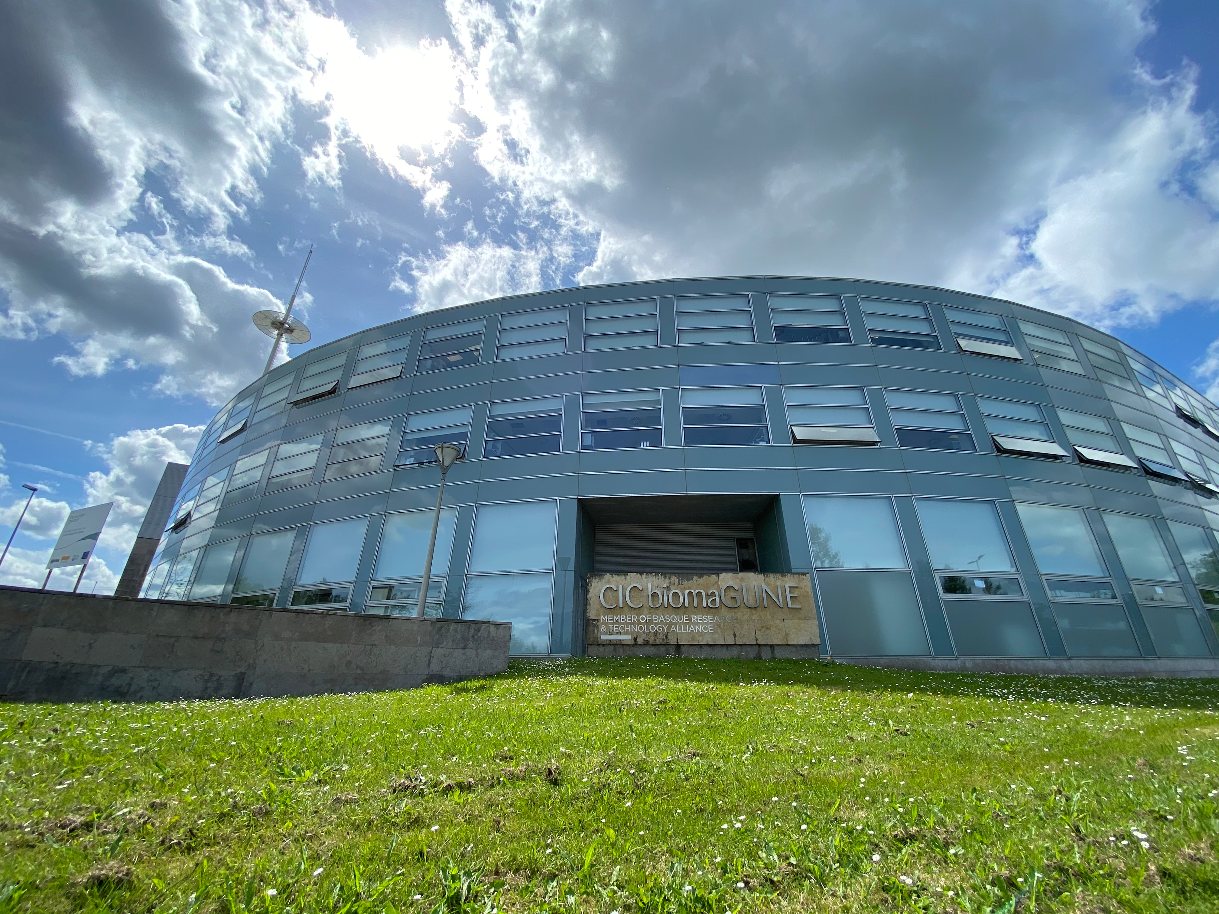 Visions: José M. Mato, Founder and General Director of the Centers for Cooperative Research in Biosciences (CIC bioGUNE) and in Biomaterials (CIC biomaGUNE), Spain