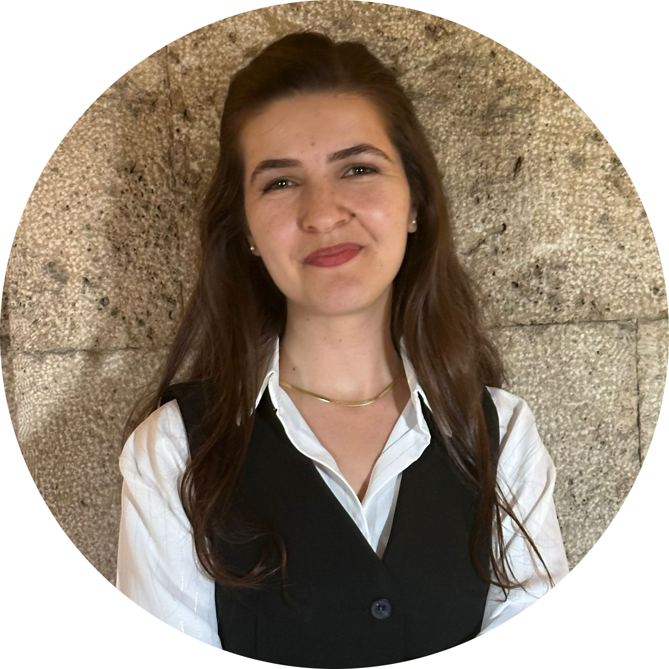 Go to the profile of İrem Çoksu