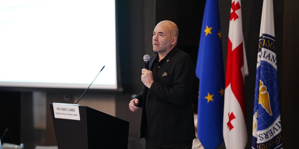 Meet Robert Harris, the FEBS Education Award 2024 winner